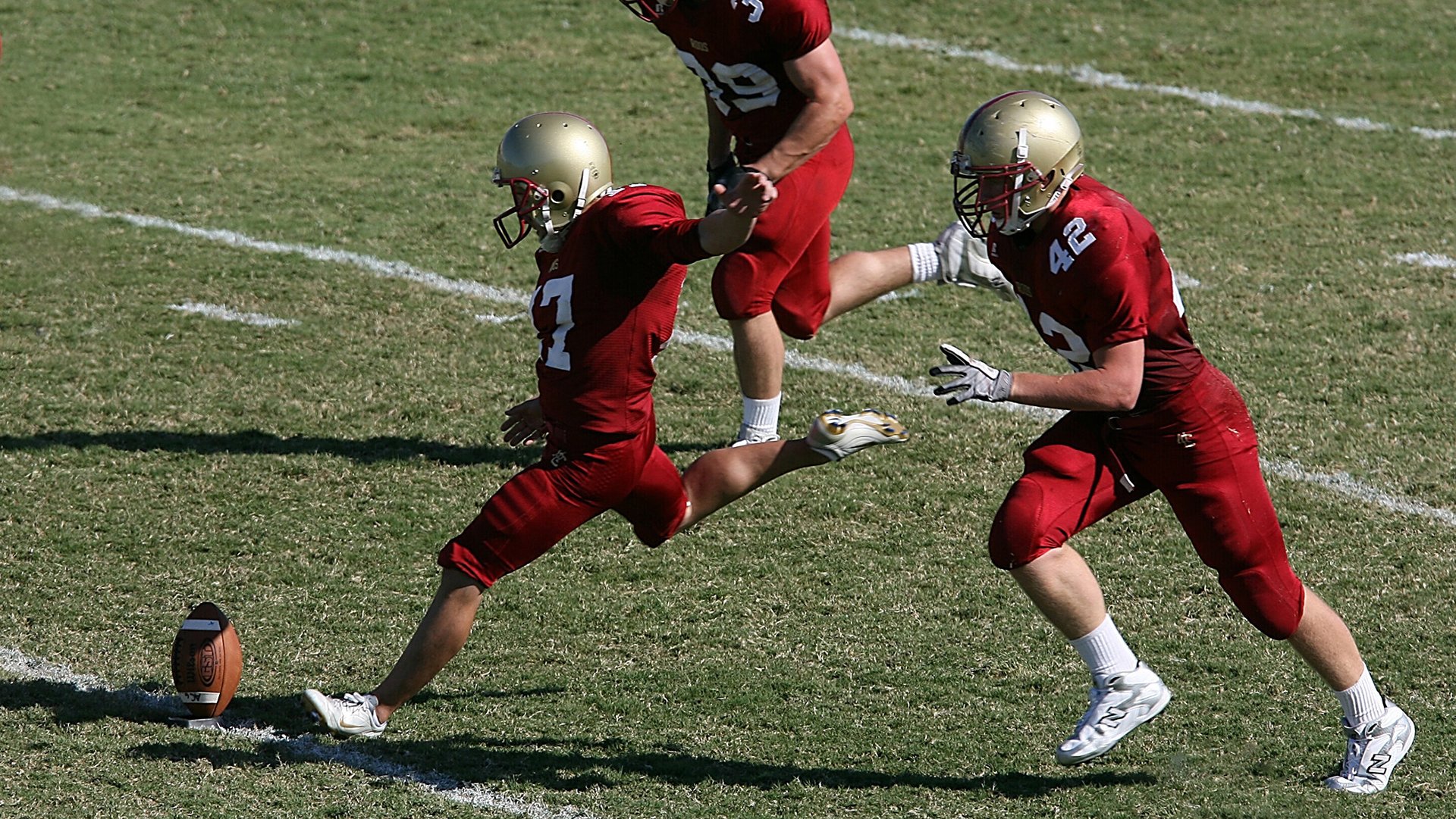 巴塞罗那主场不敌弱旅，遭遇三连败，巴塞罗那主场在哪里